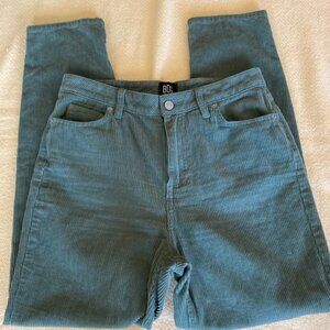 BDG UBAN OUTFITTERS  WOMENS GREEN CORDS MOM HIGH RISE  28